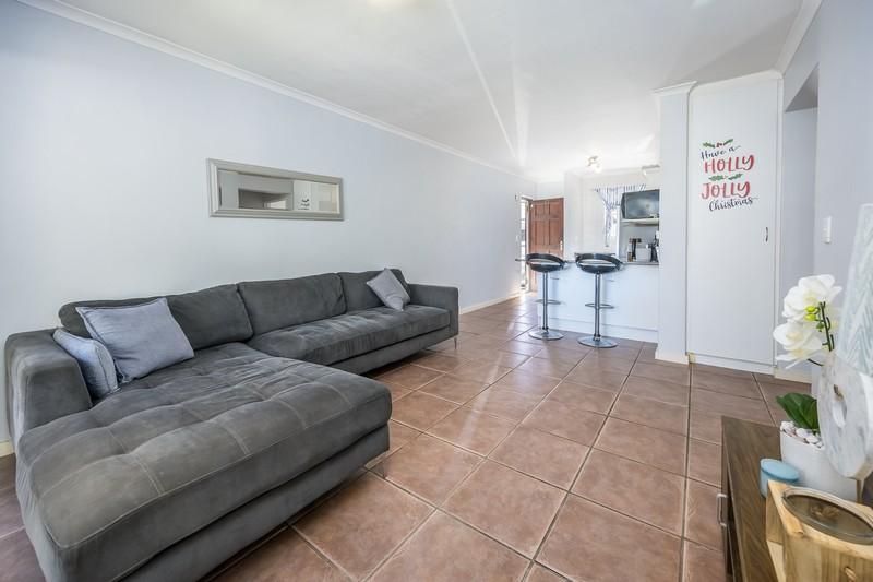 2 Bedroom Property for Sale in Burgundy Estate Western Cape